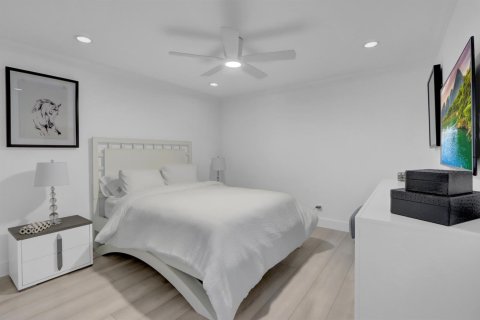 Touwnhouse à vendre à Palm Beach Gardens, Floride: 3 chambres, 186.08 m2 № 2081818 - photo 12