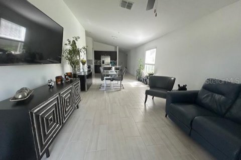 Casa en alquiler en Plant City, Florida, 3 dormitorios, 134.8 m2 № 1824608 - foto 5