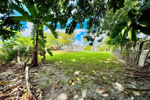 Casa en venta en Margate, Florida, 4 dormitorios, 136.75 m2 № 1966915 - foto 18