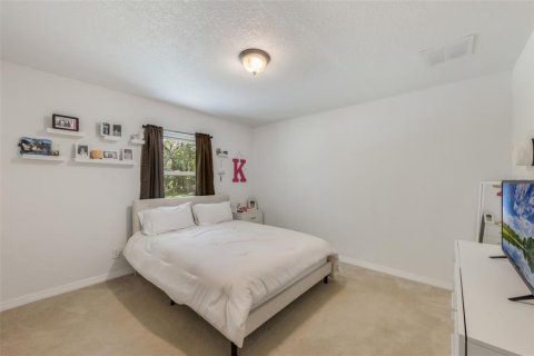 House in Sanford, Florida 3 bedrooms, 128.95 sq.m. № 1893971 - photo 15