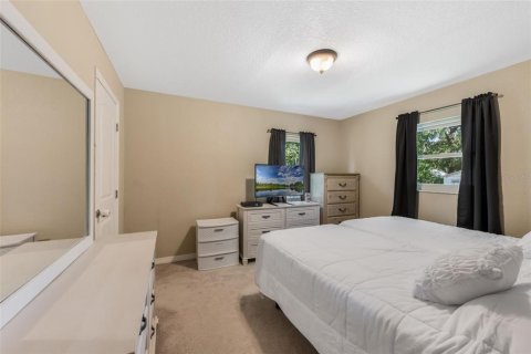House in Sanford, Florida 3 bedrooms, 128.95 sq.m. № 1893971 - photo 12