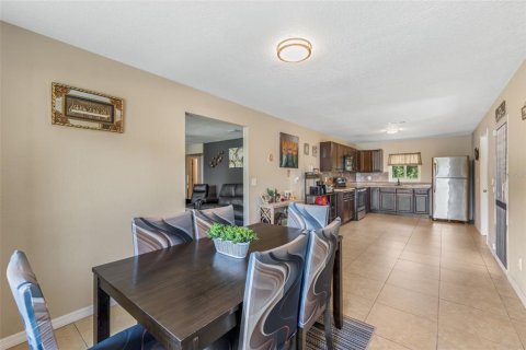 House in Sanford, Florida 3 bedrooms, 128.95 sq.m. № 1893971 - photo 10