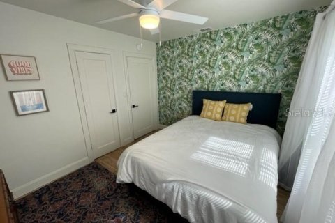 House in Saint Petersburg, Florida 2 bedrooms, 89.37 sq.m. № 2283539 - photo 16