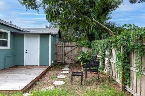 House in Saint Petersburg, Florida 2 bedrooms, 52.03 sq.m. № 1909405 - photo 21