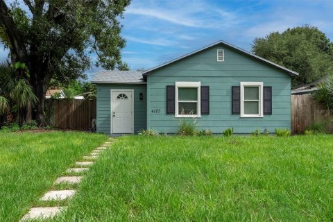 House in Saint Petersburg, Florida 2 bedrooms, 52.03 sq.m. № 1909405 - photo 28