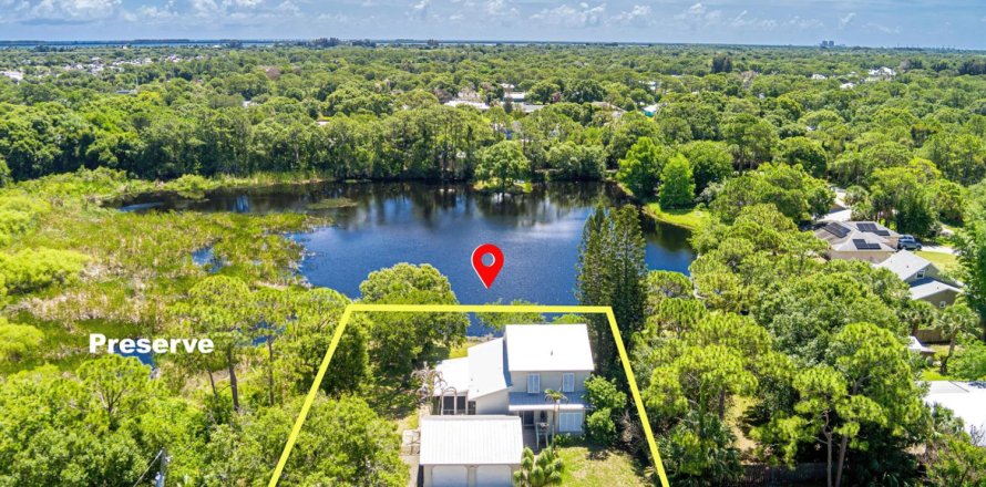 Casa en St. Lucie, Florida 3 dormitorios, 174.28 m2 № 2078365