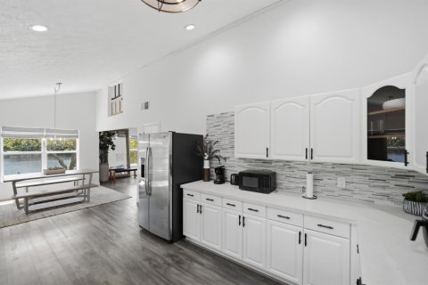Casa en venta en St. Lucie, Florida, 3 dormitorios, 174.28 m2 № 2078365 - foto 26