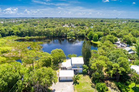 Casa en venta en St. Lucie, Florida, 3 dormitorios, 174.28 m2 № 2078365 - foto 2