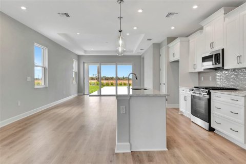 Casa en venta en Tavares, Florida, 2 dormitorios, 133.22 m2 № 1690256 - foto 17