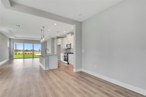 Casa en venta en Tavares, Florida, 2 dormitorios, 133.22 m2 № 1690256 - foto 25