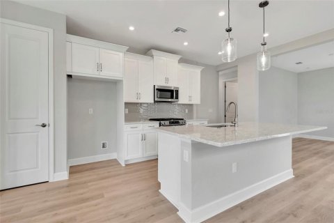 Casa en venta en Tavares, Florida, 2 dormitorios, 133.22 m2 № 1690256 - foto 13