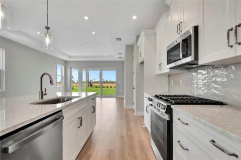 Casa en venta en Tavares, Florida, 2 dormitorios, 133.22 m2 № 1690256 - foto 11
