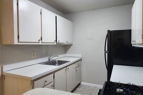 Condominio en venta en Gainesville, Florida, 1 dormitorio, 53.33 m2 № 1827013 - foto 5