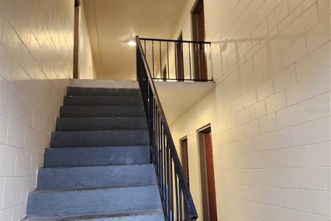 Condominio en venta en Gainesville, Florida, 1 dormitorio, 53.33 m2 № 1827013 - foto 11