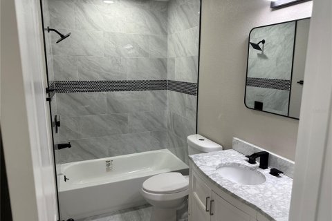 Casa en venta en Saint Petersburg, Florida, 3 dormitorios, 151.43 m2 № 1509676 - foto 5