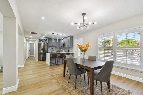 Casa en venta en Saint Petersburg, Florida, 3 dormitorios, 151.43 m2 № 1509676 - foto 30