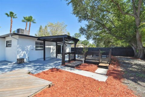 Casa en venta en Saint Petersburg, Florida, 3 dormitorios, 151.43 m2 № 1509676 - foto 18