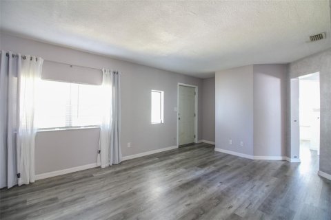 Apartment in Lakeland, Florida 2 bedrooms, 91.97 sq.m. № 2379679 - photo 4
