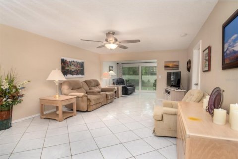 Villa ou maison à vendre à Dunedin, Floride: 2 chambres, 81.29 m2 № 1831839 - photo 5