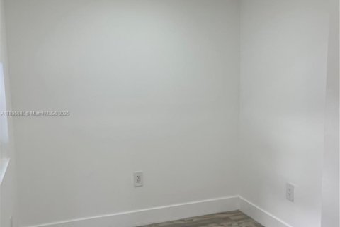 Appartement à louer à Miami, Floride: 1 chambre, 39.48 m2 № 1933351 - photo 12