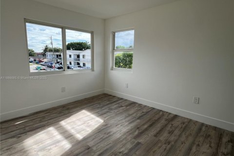 Appartement à louer à Miami, Floride: 1 chambre, 39.48 m2 № 1933351 - photo 2