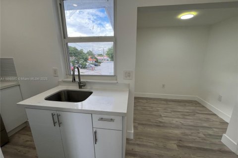 Appartement à louer à Miami, Floride: 1 chambre, 39.48 m2 № 1933351 - photo 9