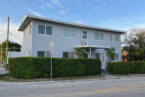 Appartement à louer à Miami, Floride: 1 chambre, 39.48 m2 № 1933351 - photo 1