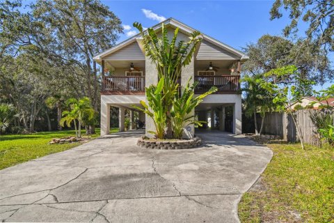 Casa en venta en Tampa, Florida, 3 dormitorios, 123.47 m2 № 1803844 - foto 1