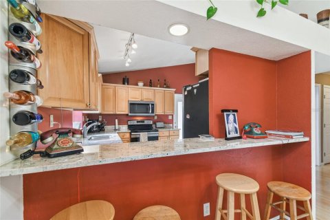 House in Tampa, Florida 3 bedrooms, 123.47 sq.m. № 1803844 - photo 25