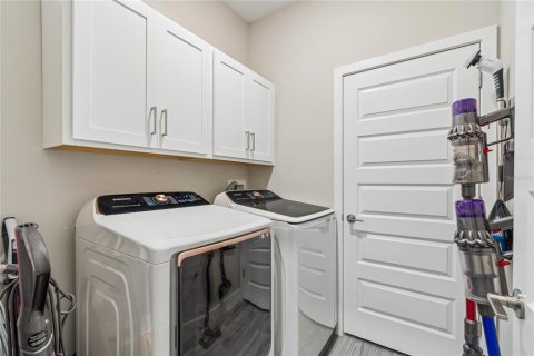 Casa en venta en Land O' Lakes, Florida, 3 dormitorios, 182.83 m2 № 2166455 - foto 23