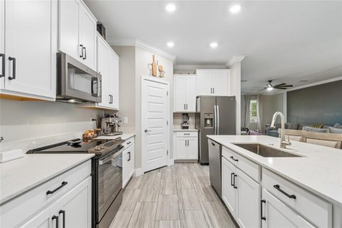 Casa en venta en Land O' Lakes, Florida, 3 dormitorios, 182.83 m2 № 2166455 - foto 16