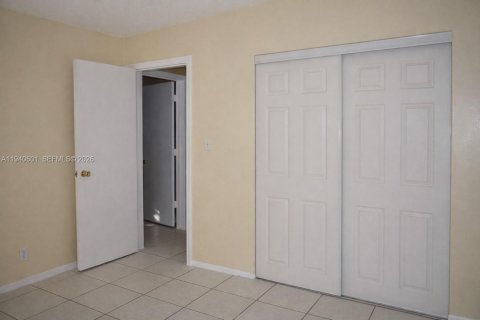 Apartamento en alquiler en Oakland Park, Florida, 2 dormitorios, 70.7 m2 № 2009023 - foto 12