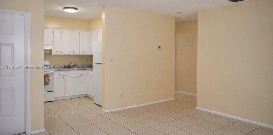 Apartamento en Oakland Park, Florida 2 dormitorios, 70.7 m2 № 2009023
