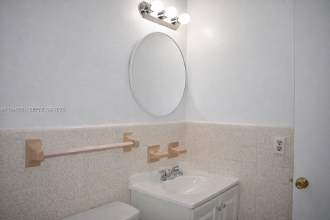 Apartamento en alquiler en Oakland Park, Florida, 2 dormitorios, 70.7 m2 № 2009023 - foto 9