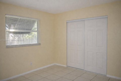 Apartamento en alquiler en Oakland Park, Florida, 2 dormitorios, 70.7 m2 № 2009023 - foto 11