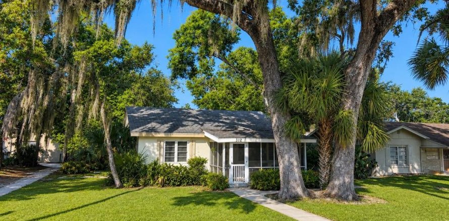 Villa ou maison à New Smyrna Beach, Floride 2 chambres, 65.22 m2 № 2347786