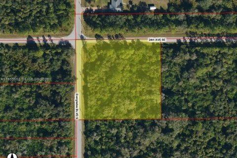 Terreno en Naples, Florida № 2054863