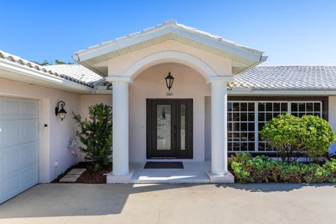 House in Venice, Florida 3 bedrooms, 182.18 sq.m. № 2152275 - photo 7