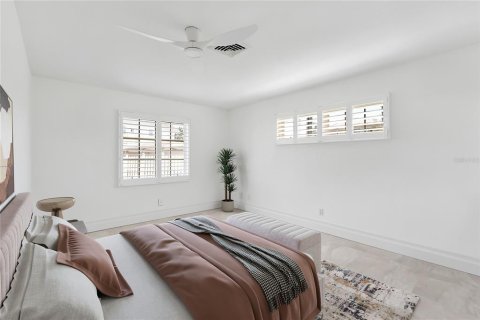 House in Venice, Florida 3 bedrooms, 182.18 sq.m. № 2152275 - photo 15