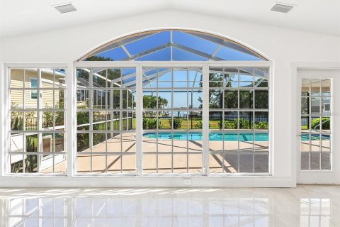 House in Venice, Florida 3 bedrooms, 182.18 sq.m. № 2152275 - photo 17