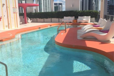 Снять в аренду кондоминиум в Майами, Флорида 1 спальня, 79.15м2, № 1952104 - фото 26