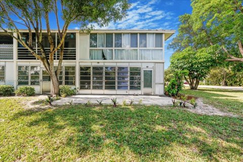 Copropriété à vendre à Deerfield Beach, Floride: 2 chambres, 76.18 m2 № 1997794 - photo 21