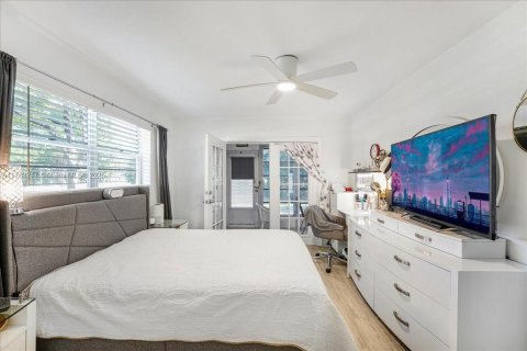 Copropriété à vendre à Deerfield Beach, Floride: 2 chambres, 76.18 m2 № 1997794 - photo 15