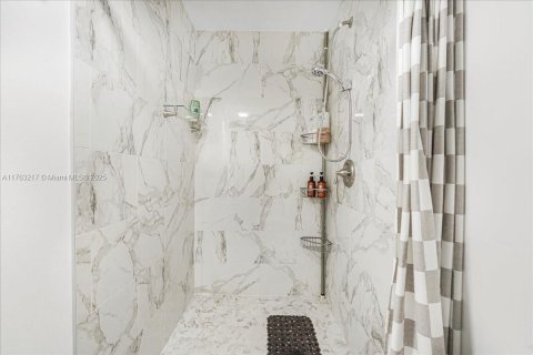 Copropriété à vendre à Deerfield Beach, Floride: 2 chambres, 76.18 m2 № 1997794 - photo 10