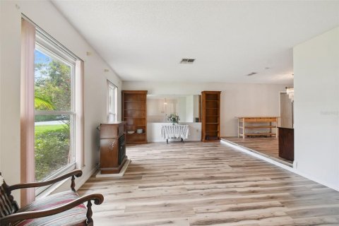 Casa en venta en Spring Hill, Florida, 3 dormitorios, 189.99 m2 № 1841739 - foto 10
