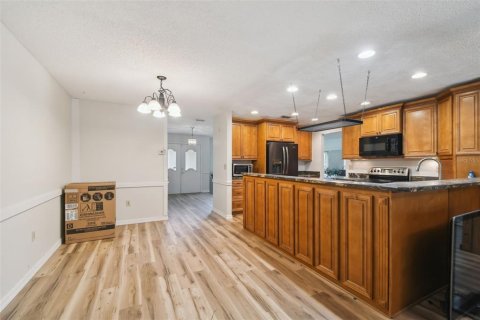 Casa en venta en Spring Hill, Florida, 3 dormitorios, 189.99 m2 № 1841739 - foto 16
