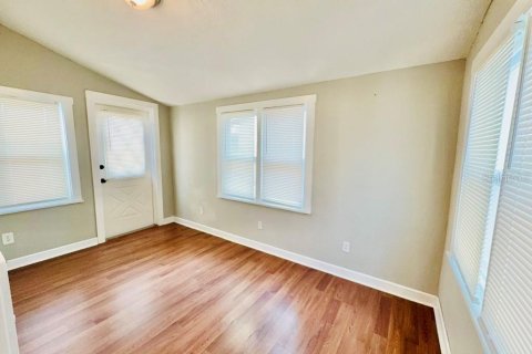 Casa en venta en Saint Petersburg, Florida, 3 dormitorios, 112.78 m2 № 1881130 - foto 18