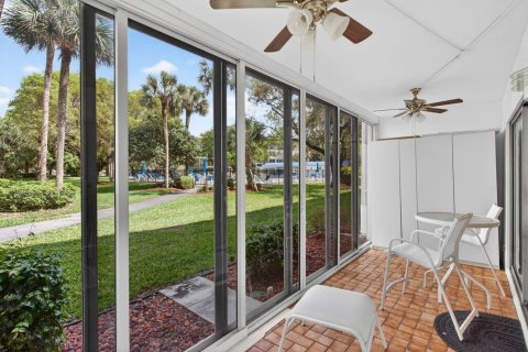 Condo in Coconut Creek, Florida, 2 bedrooms  № 2185219 - photo 15