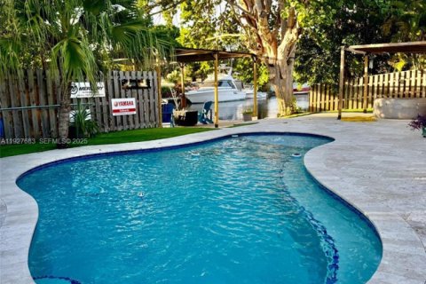 Снять в аренду виллу или дом в Дания-Бич, Флорида 3 спальни, 160.54м2, № 1988001 - фото 25