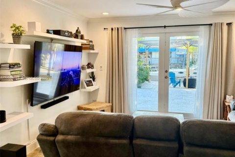 Снять в аренду виллу или дом в Дания-Бич, Флорида 3 спальни, 160.54м2, № 1988001 - фото 16